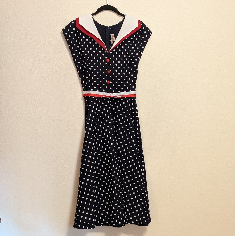 VINTAGE style 40's- 50's- Stop Staring! 6/8 fit